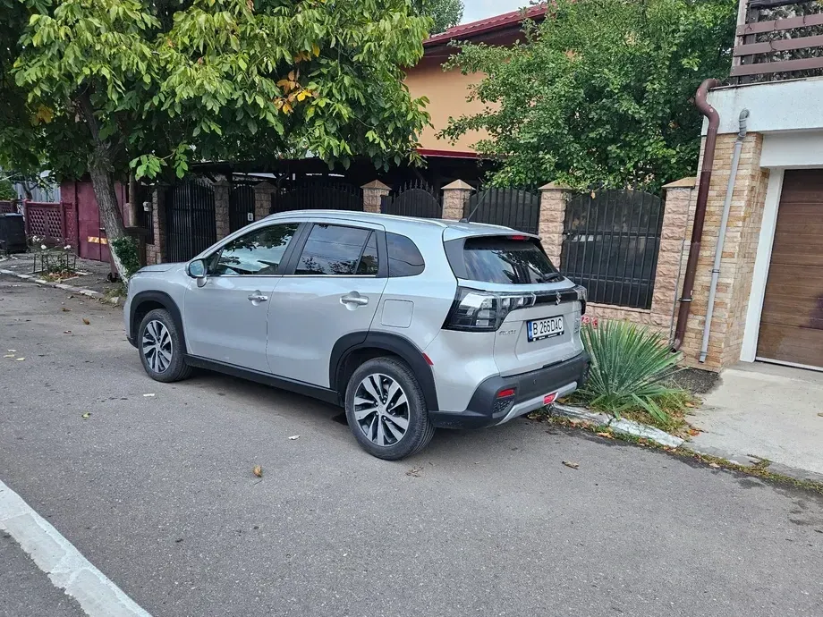 Suzuki S-Cross — imagine 8