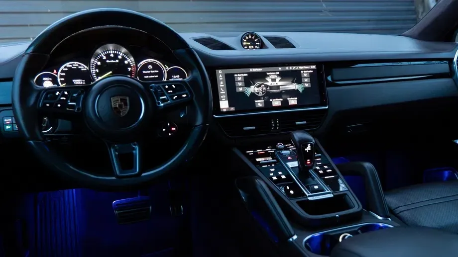 Porsche Cayenne Coupe Turbo — imagine 8