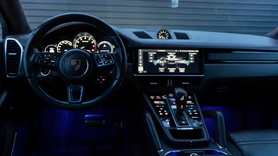 Porsche Cayenne Coupe Turbo — imagine 7