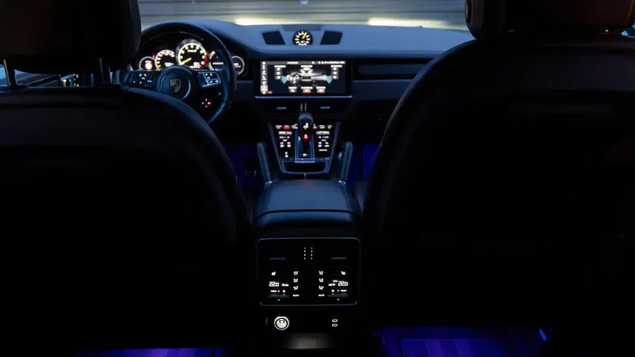Porsche Cayenne Coupe Turbo — imagine 9
