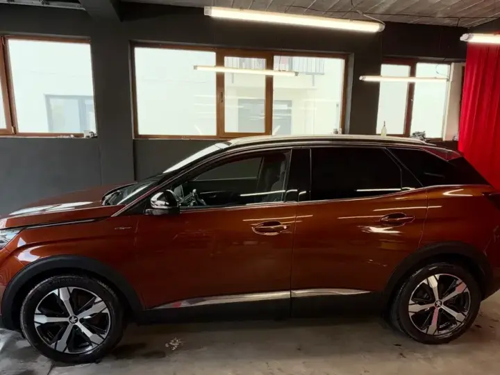 Peugeot 3008 II