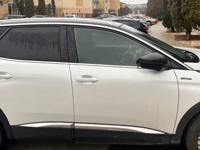 Peugeot 3008 II