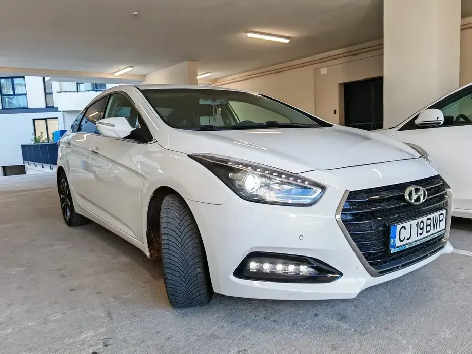 Hyundai i40 1.7 CRDI CW ISG Supreme+ — imagine 9