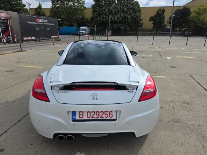 Peugeot RCZ
