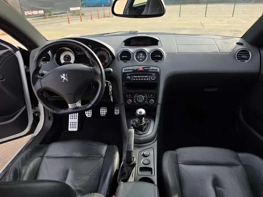 Peugeot RCZ — imagine 9