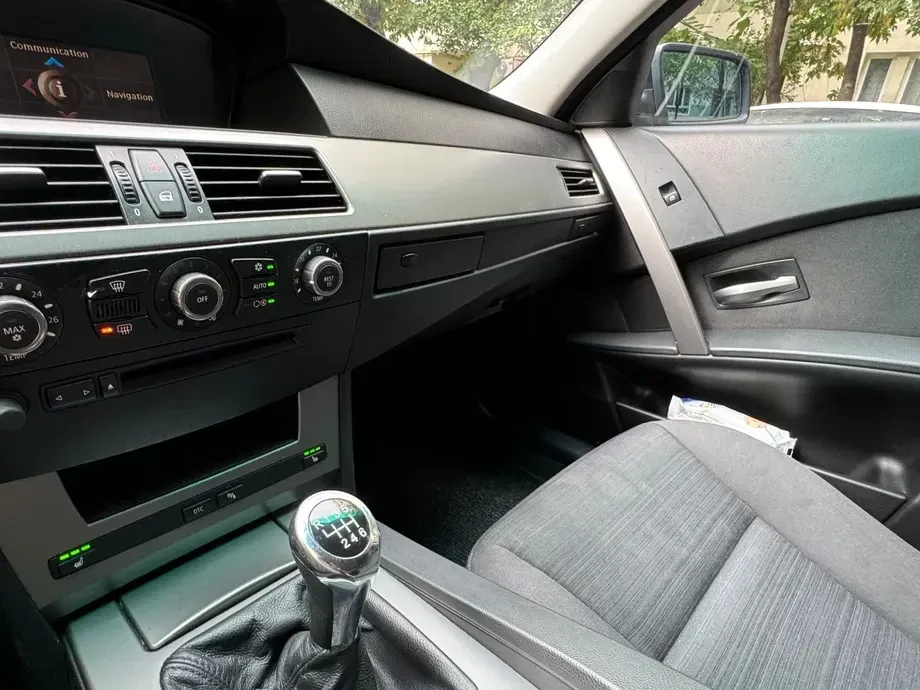BMW Seria 5 E60/E61 520d — imagine 10
