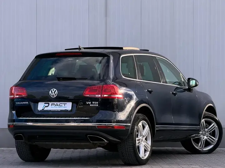 Volkswagen Touareg II 3.0 V6 TDI SCR Blue Motion DPF Automatik Executive Edition