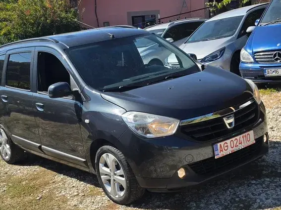 Dacia Lodgy