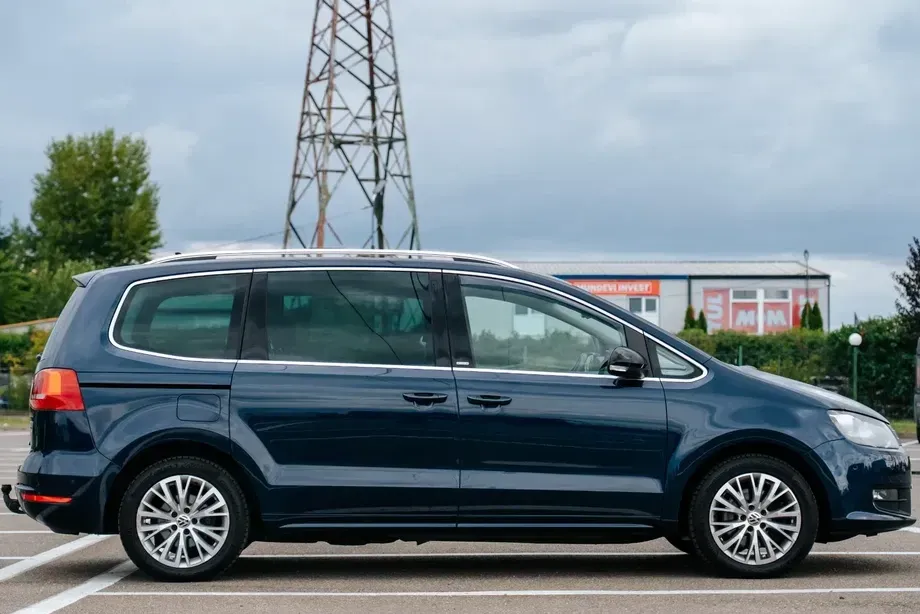 Volkswagen Sharan II 2.0 TDI DSG Blue Motion Style — imagine 6