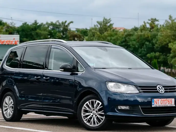 Volkswagen Sharan II 2.0 TDI DSG Blue Motion Style
