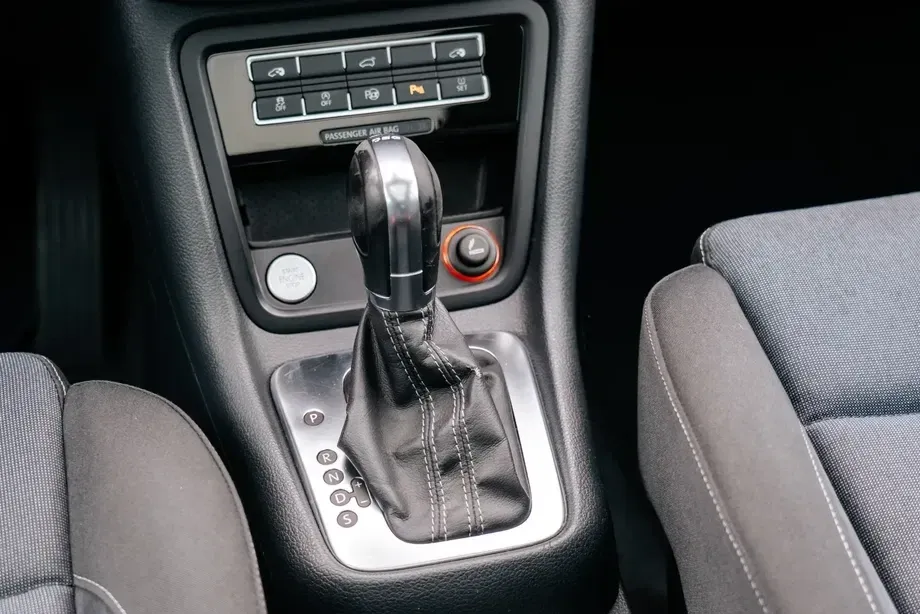 Volkswagen Sharan II 2.0 TDI DSG Blue Motion Style — imagine 8