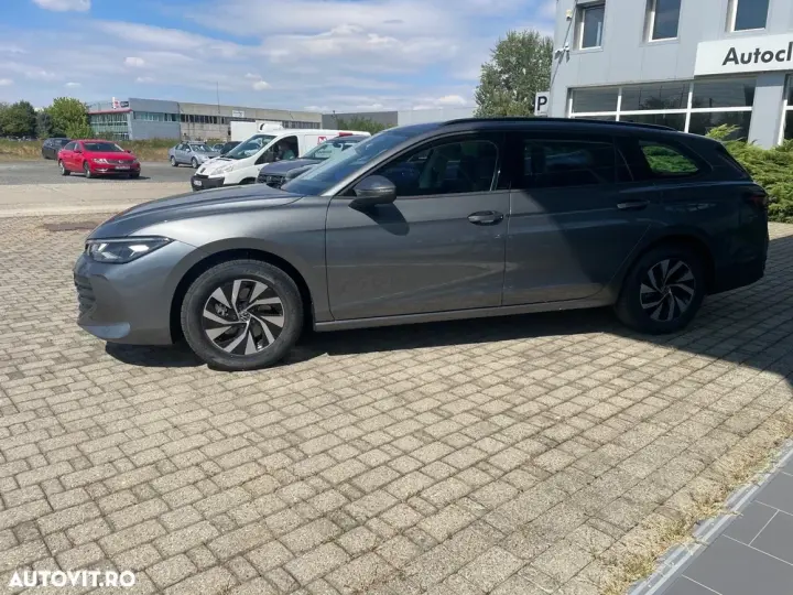 Volkswagen Passat B8 1.5 eTSI DSG MHEV Base