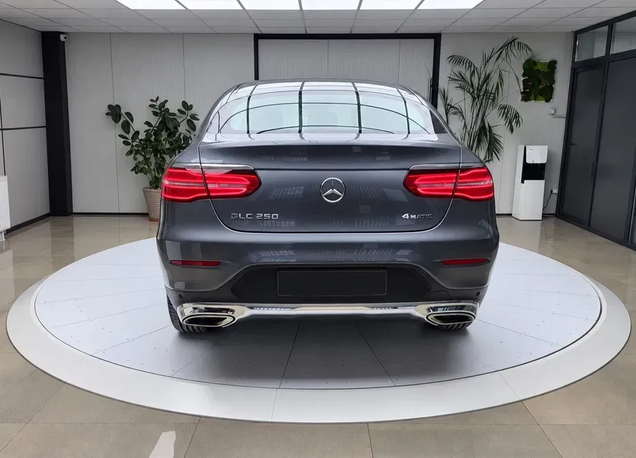 Mercedes-Benz GLC X253 250 4MATIC — imagine 4