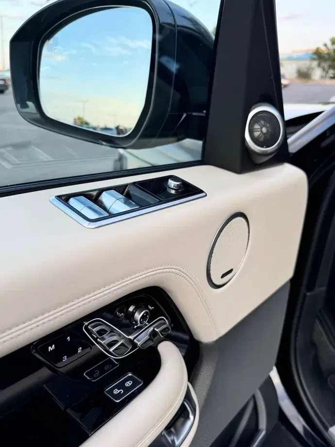 Land Rover Range Rover IV 3.0 I TDV6 Autobiography Black — imagine 7