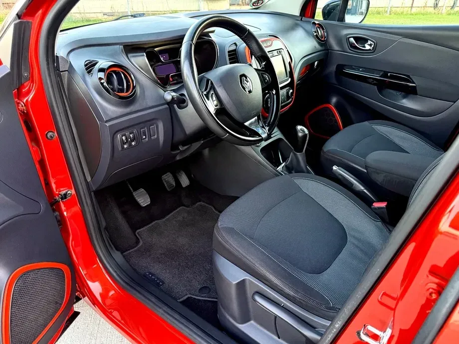 Renault Captur I TCe 90 LIMITED — imagine 5