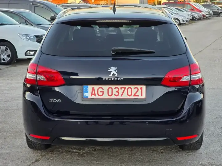 Peugeot 308 II BlueHDi 120 Stop & Start Business-Line