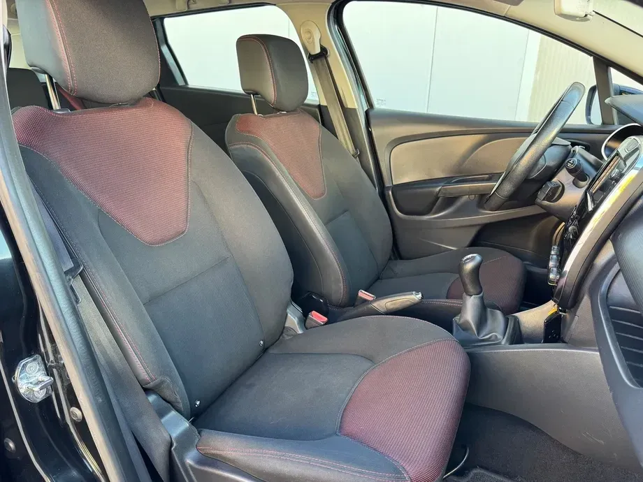 Renault Clio — imagine 8