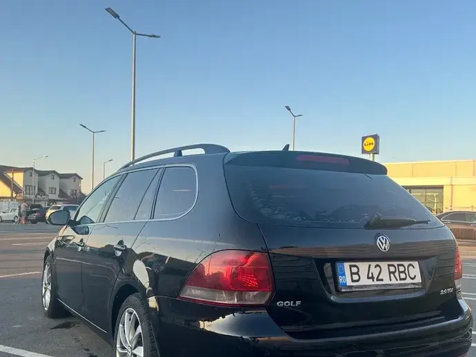 Volkswagen Golf VI