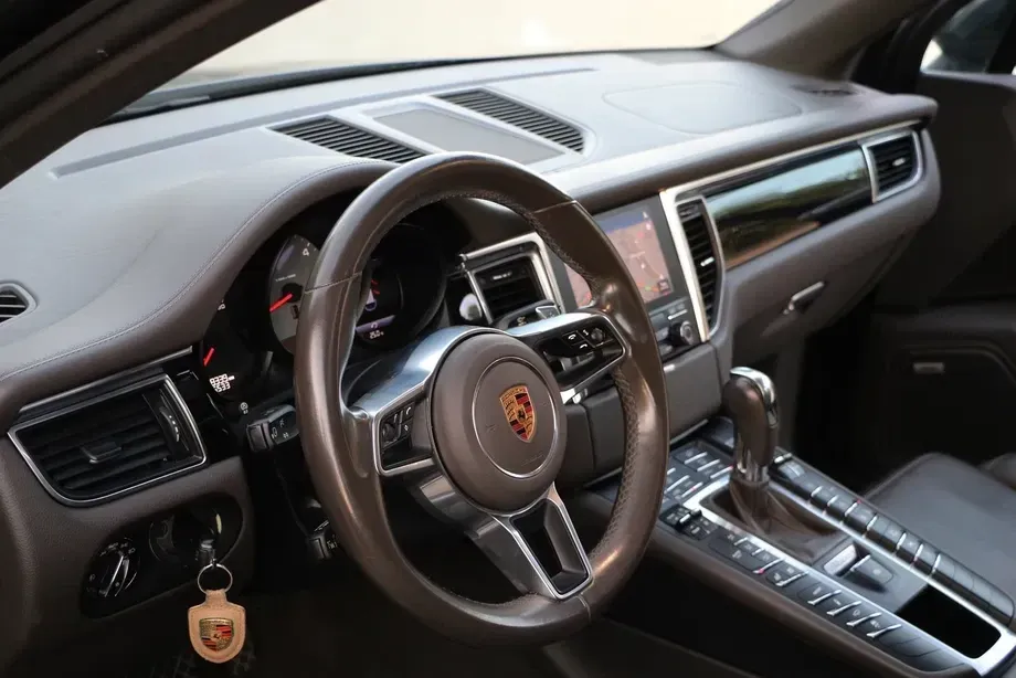 Porsche Macan 3.0 PDK S — imagine 3