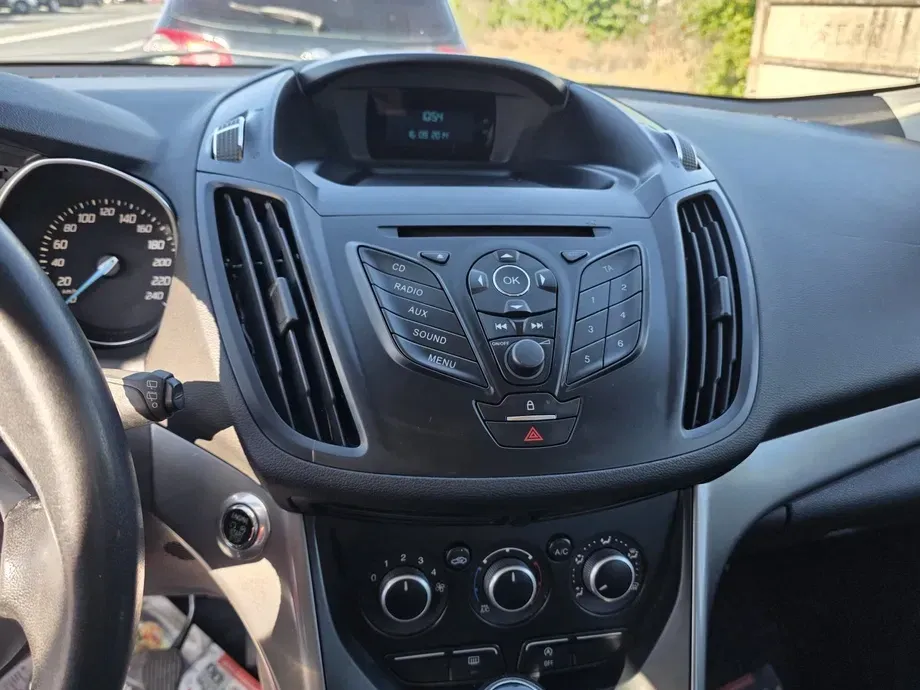 Ford Kuga II — imagine 8