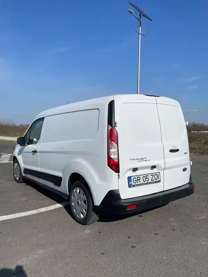Ford Transit Connect — imagine 3