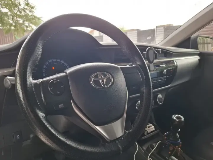 Toyota Corolla XI