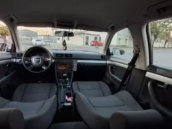 Audi A4 Limuzina B7 2.0 TDI