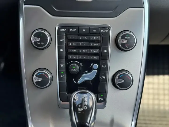 Volvo S80 II D4 Momentum