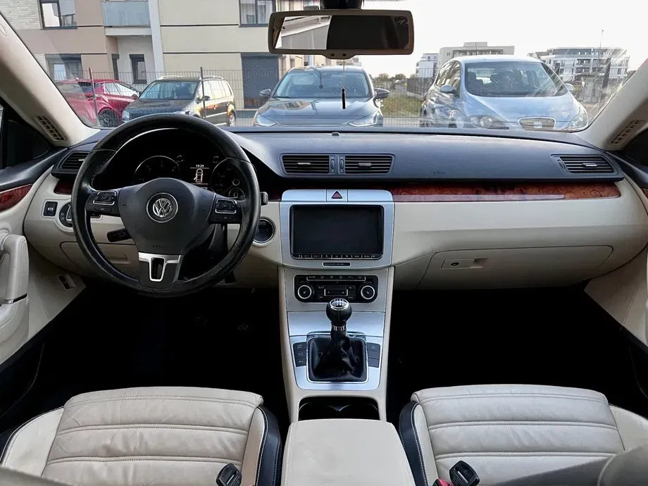 Volkswagen Passat — imagine 3