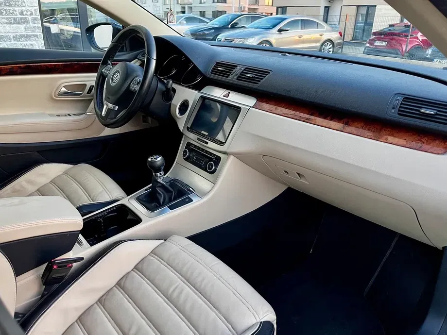 Volkswagen Passat — imagine 9