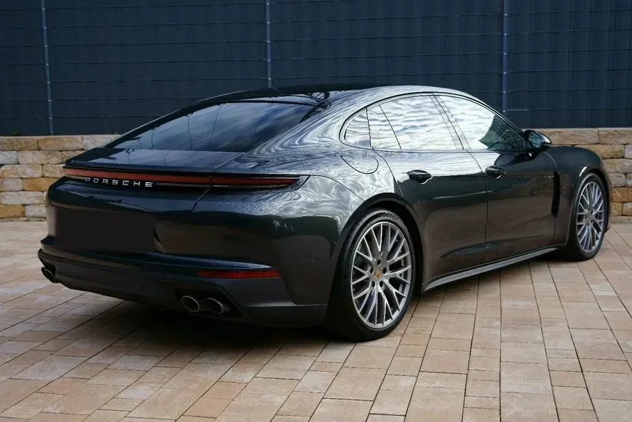 Porsche Panamera 4 E-Hybrid — imagine 8