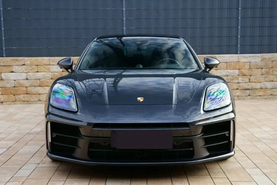 Porsche Panamera 4 E-Hybrid — imagine 3