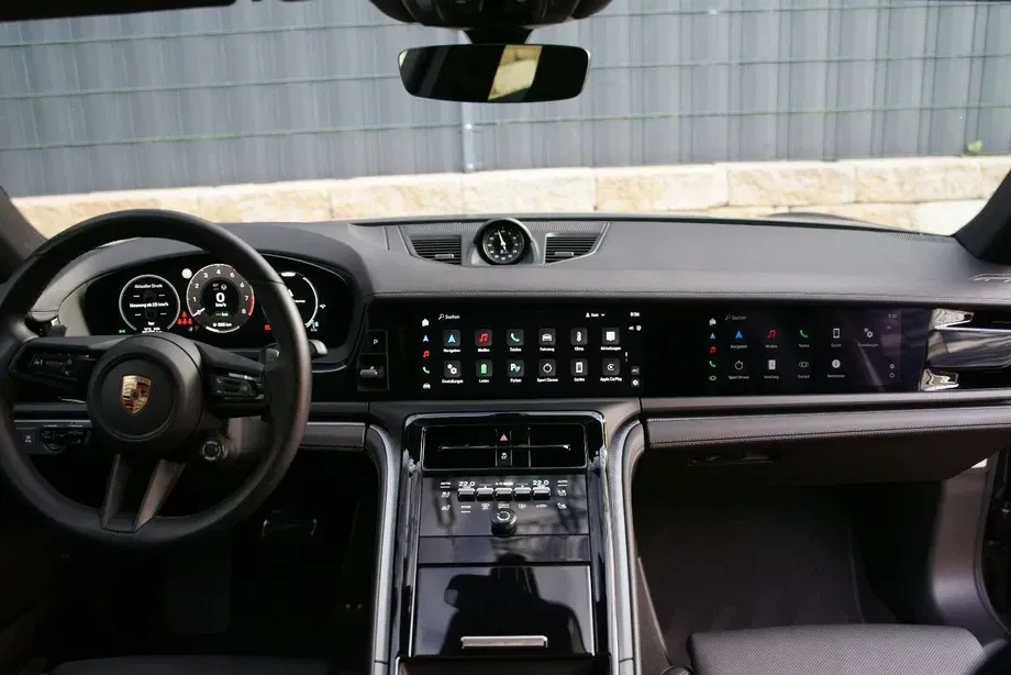 Porsche Panamera 4 E-Hybrid — imagine 9