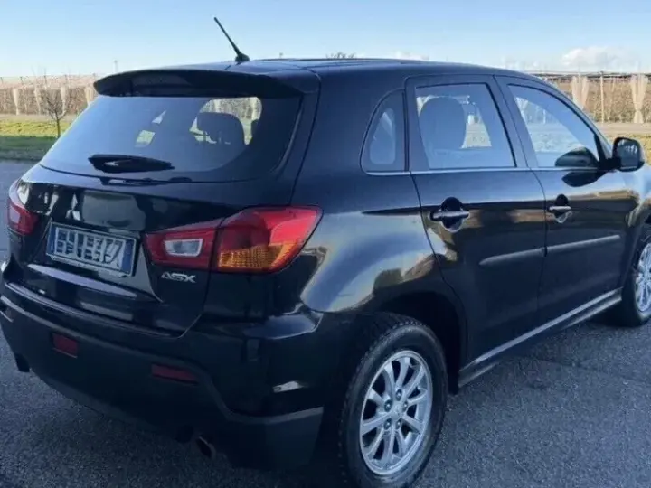 Mitsubishi ASX 1.8 DID 2WD Intense A15