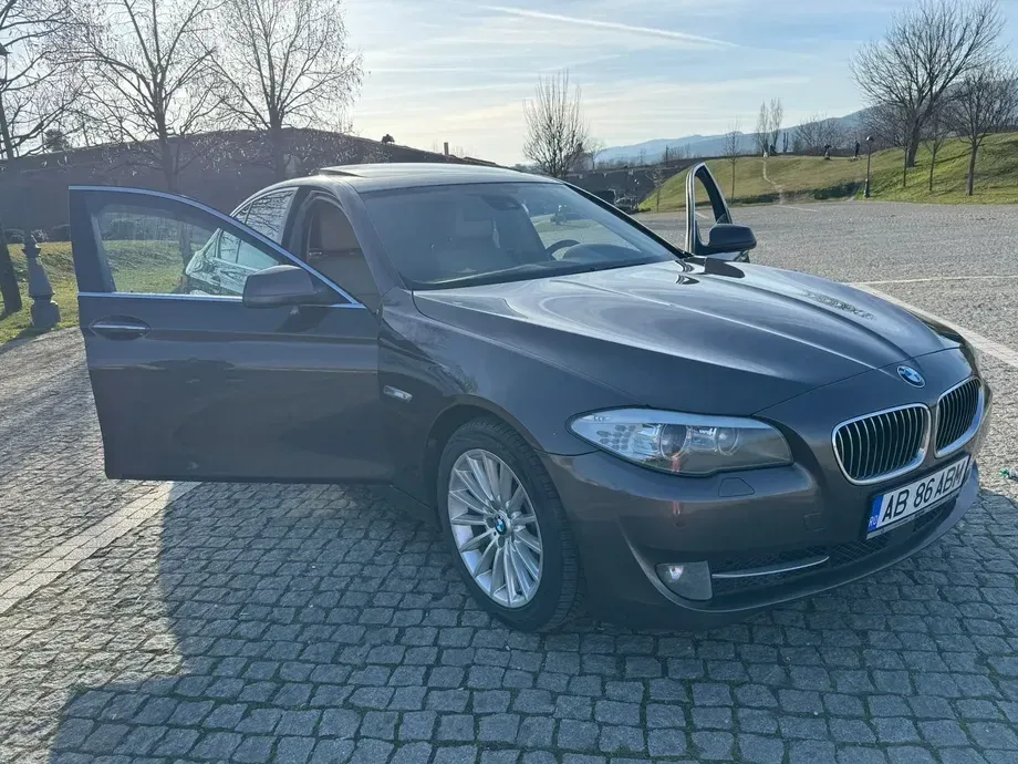 BMW Seria 5 F10/F11/F07 — imagine 4
