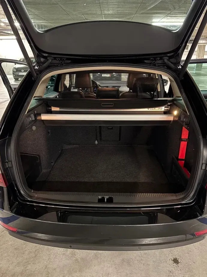 Škoda Octavia III 2.0 TSI DSG 4X4 Laurin&Klement — imagine 8