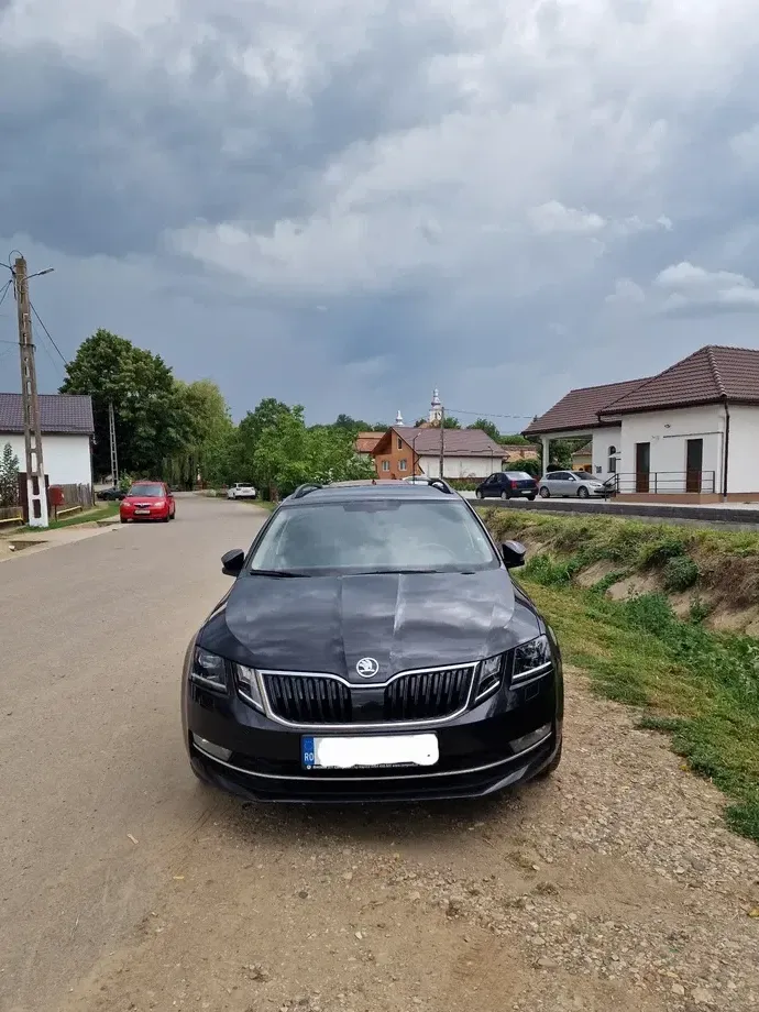 Škoda Octavia III 2.0 TSI DSG 4X4 Laurin&Klement — imagine 3