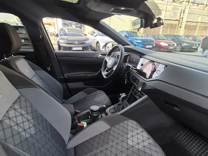 Volkswagen Taigo 1.5 TSI DSG R-Line