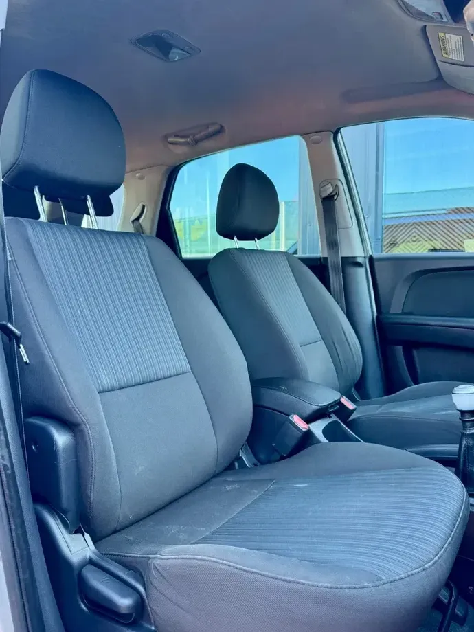 Kia Sportage II 2.0 CRDI 4WD Champ — imagine 8