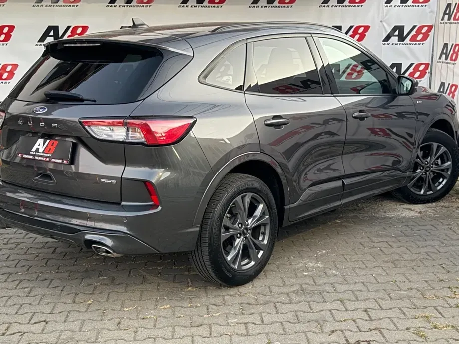 Ford Kuga 2.5 Duratec FHEV 4x4 ST-LINE X — imagine 3