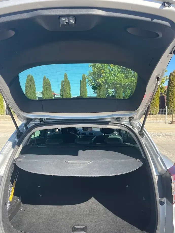Renault Mégane — imagine 9