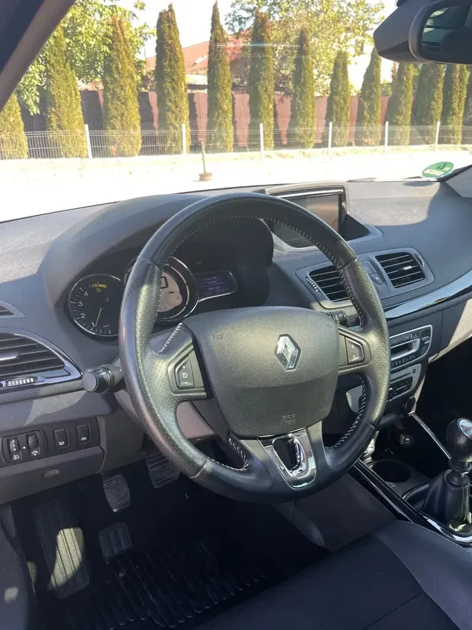 Renault Mégane — imagine 6