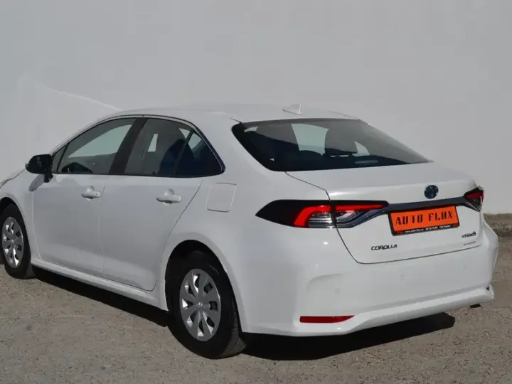 Toyota Corolla XII 1.8 HSD Business