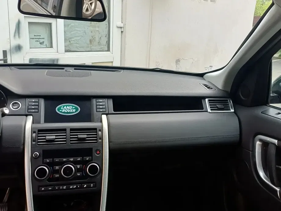 Land Rover Discovery Sport — imagine 7