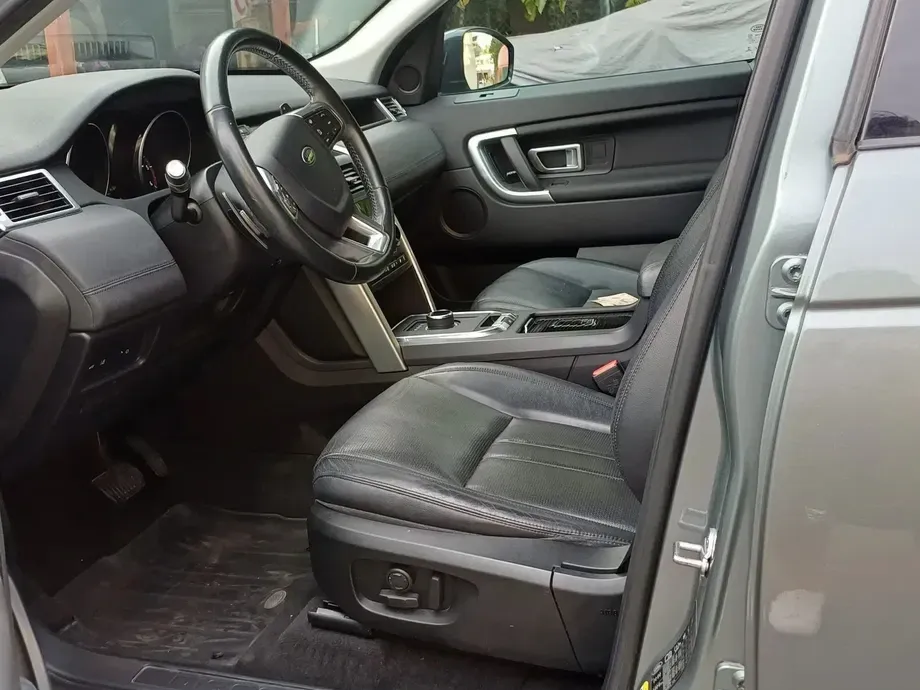 Land Rover Discovery Sport — imagine 6
