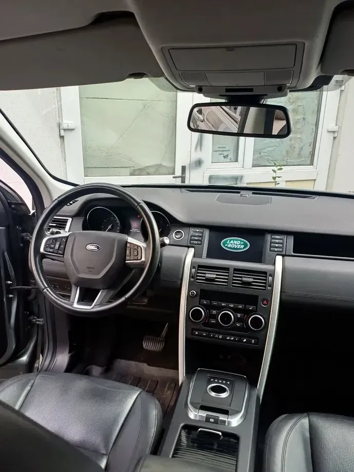 Land Rover Discovery Sport — imagine 3