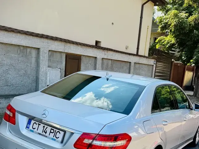 Mercedes-Benz E W212