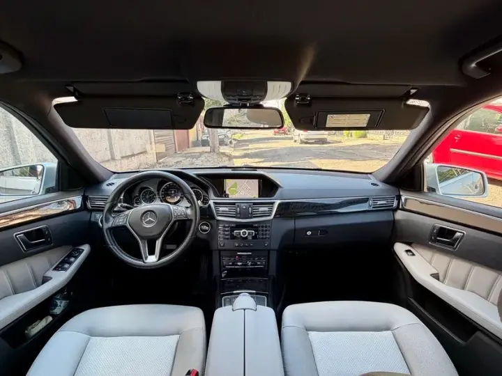 Mercedes-Benz E W212