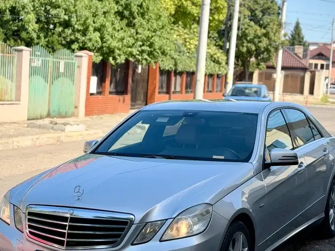 Mercedes-Benz E W212