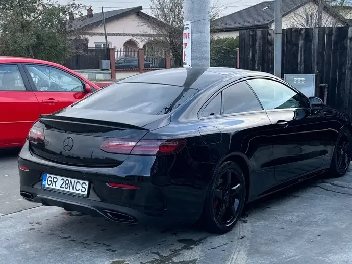 Mercedes-Benz E W213 220 d